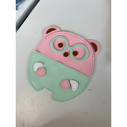 leder Tasche 1 Der kleine Minion mit der Brille