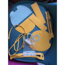 leder Tasche 1 Der kleine Minion mit der Brille
