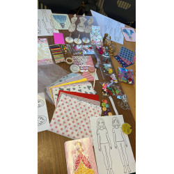 300+ Mode-Design-Kunstwerke, Mädchen Mode-Design-Nähkunstwerke, DIY-Kunstwerke mit Skizzenbüchern