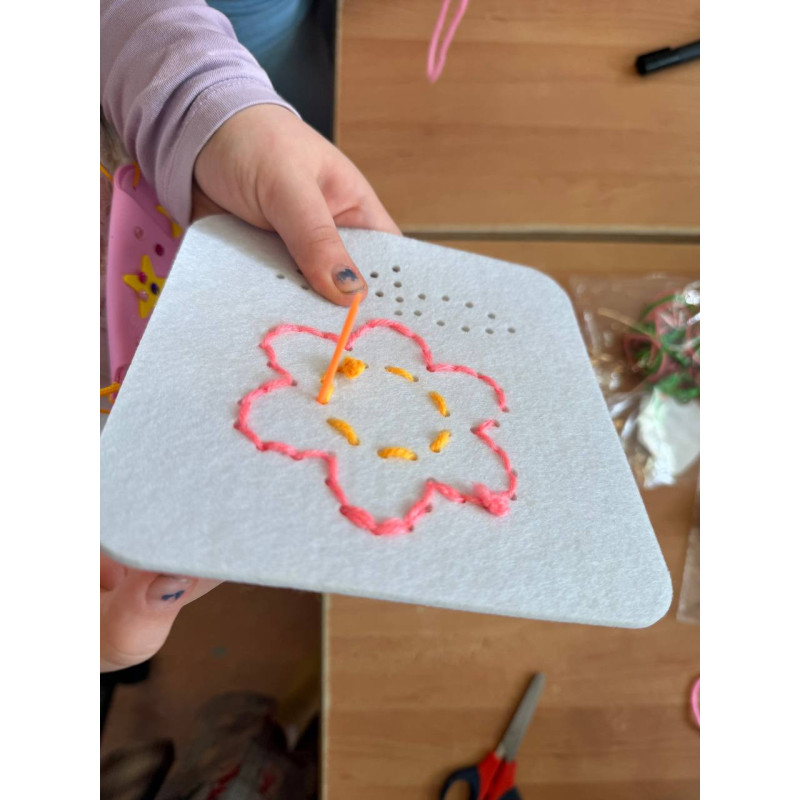 12 DIY Stück zufällig sortierte Nadelbretter aus Vliesstoff zum Nähen und Einfädeln für Stickarbeiten