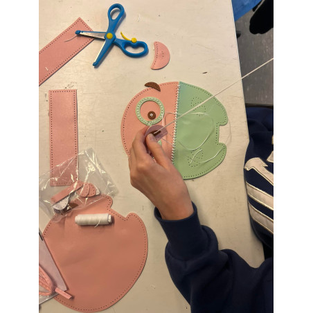 leder Tasche 1 Der kleine Minion mit der Brille