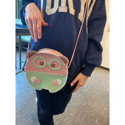 leder Tasche 1 Der kleine Minion mit der Brille